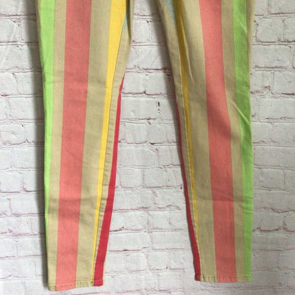 Alice + Olivia by Stacey Bendet Striped Jeans - Size 4 - Picture 4 of 12